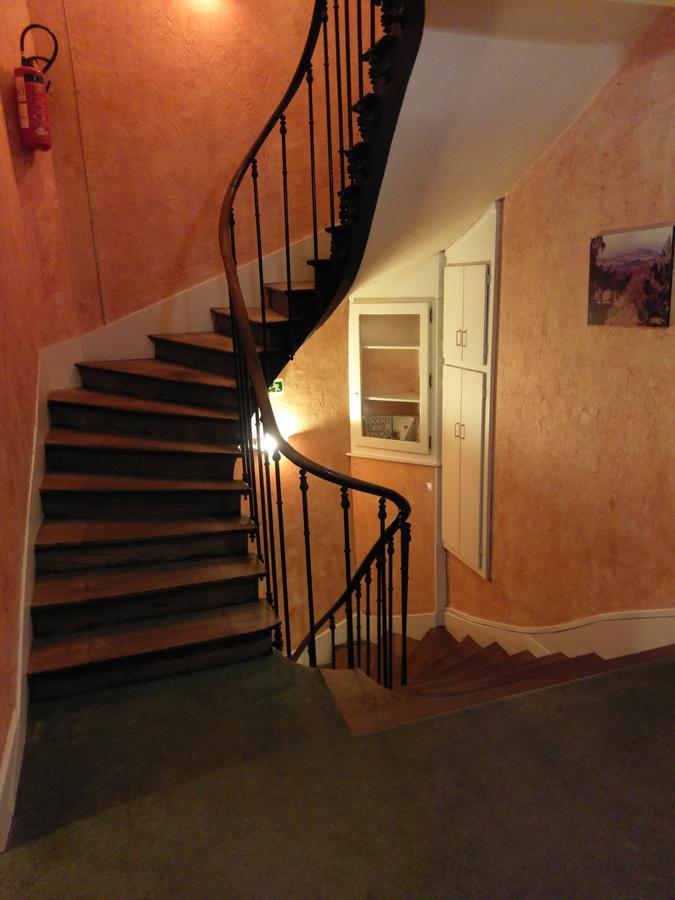 Logis De L'Europe Restaurant Le Cepage Hotell Corbigny Eksteriør bilde